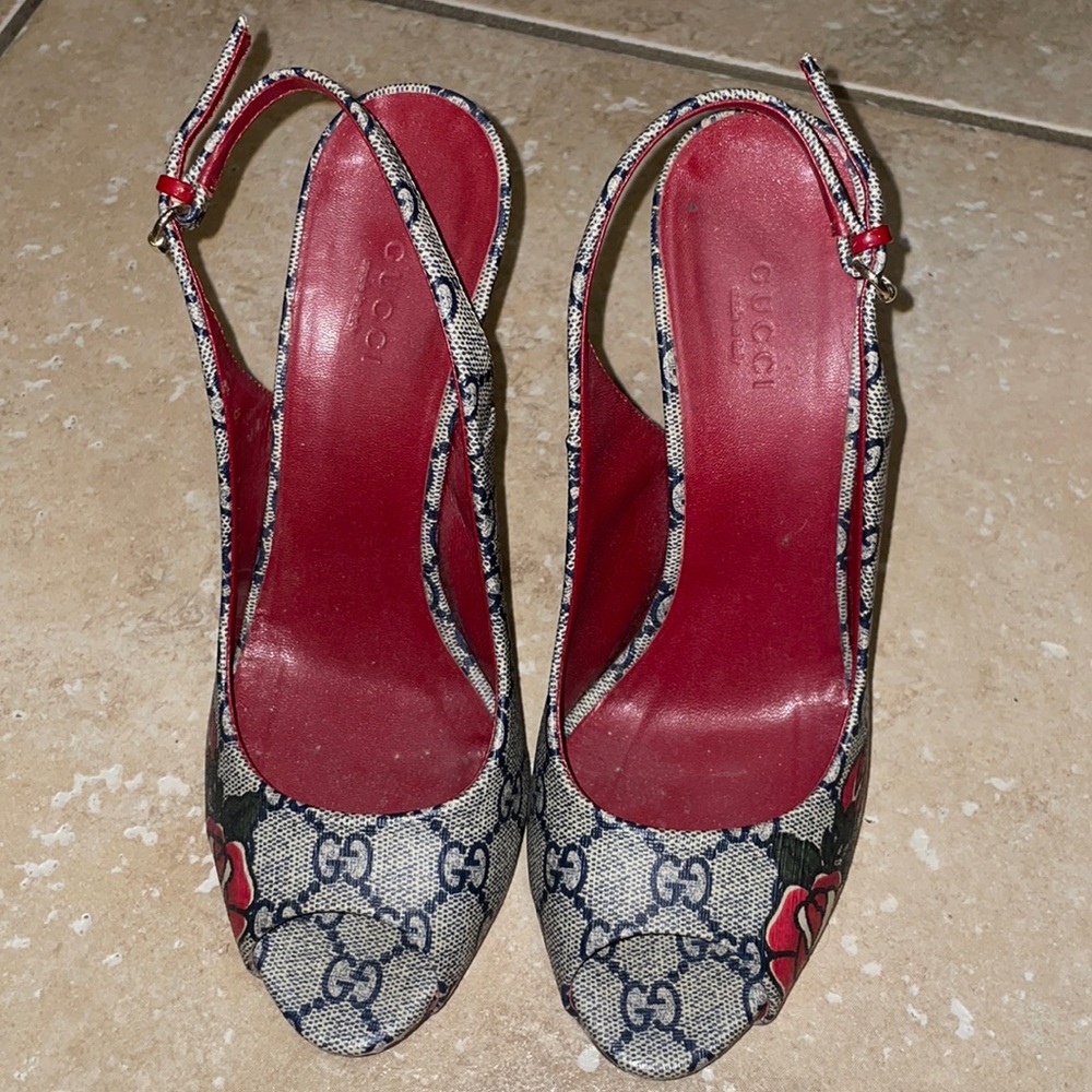 Beautiful Gucci heels